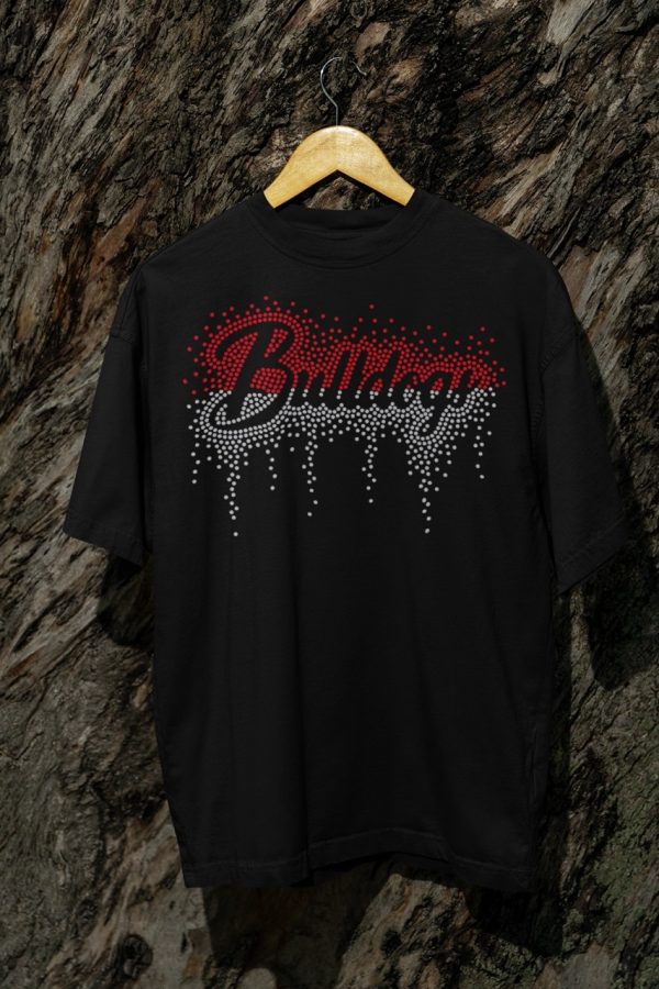 mockup-of-an-oversized-t-shirt-placed-on-a-hanger-by-tree-log-m39837-2 Large